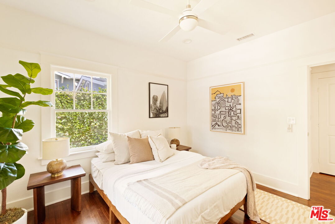 729 Marco Place Venice, CA 90291 - Photo 22 of 36