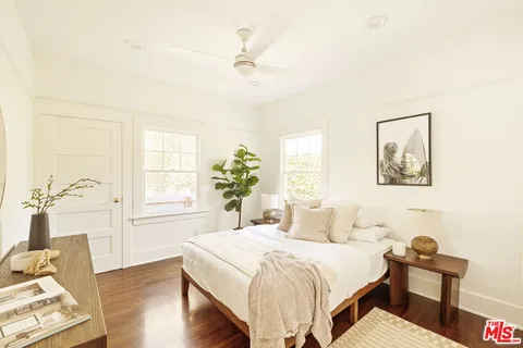 $2,350,000 | 729 Marco Place, Venice, CA 90291