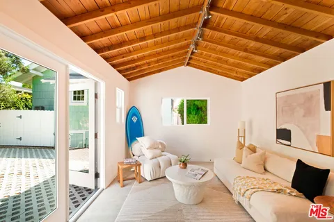 $2,350,000 | 729 Marco Place, Venice, CA 90291