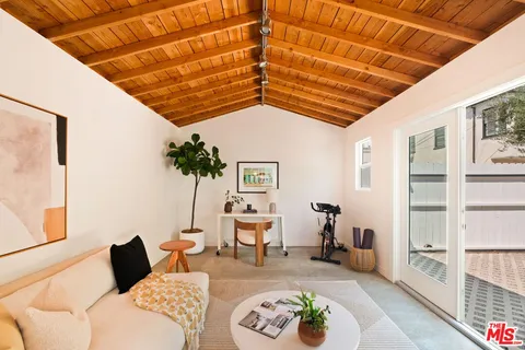 $2,350,000 | 729 Marco Place, Venice, CA 90291