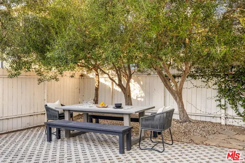 $2,350,000 | 729 Marco Place, Venice, CA 90291