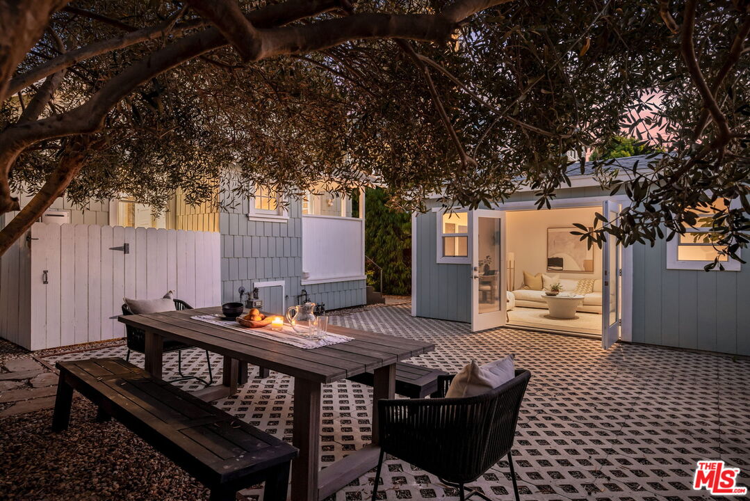 729 Marco Place Venice, CA 90291 - Photo 30 of 36