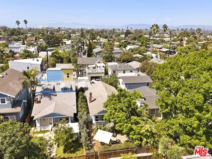 $2,350,000 | 729 Marco Place, Venice, CA 90291