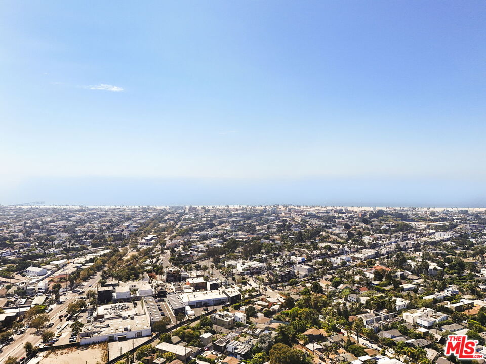 729 Marco Place Venice, CA 90291 - Photo 35 of 36