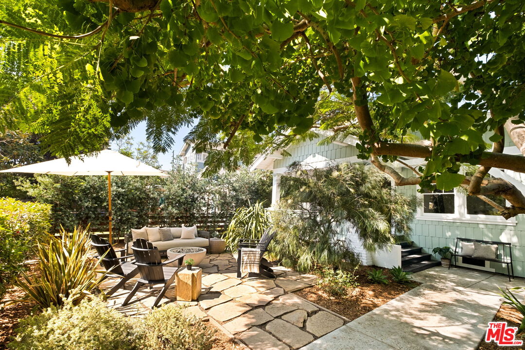 729 Marco Place Venice, CA 90291 - Photo 4 of 36