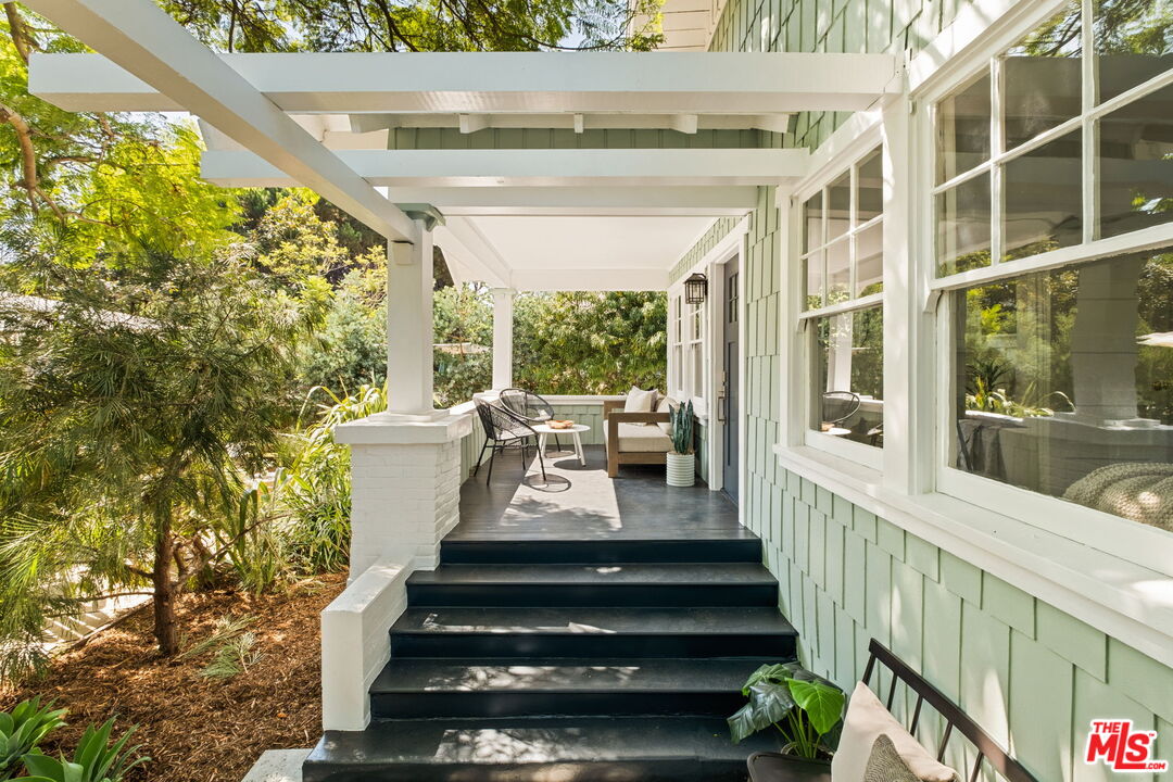 729 Marco Place Venice, CA 90291 - Photo 7 of 36