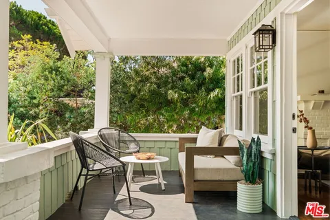 $2,350,000 | 729 Marco Place, Venice, CA 90291