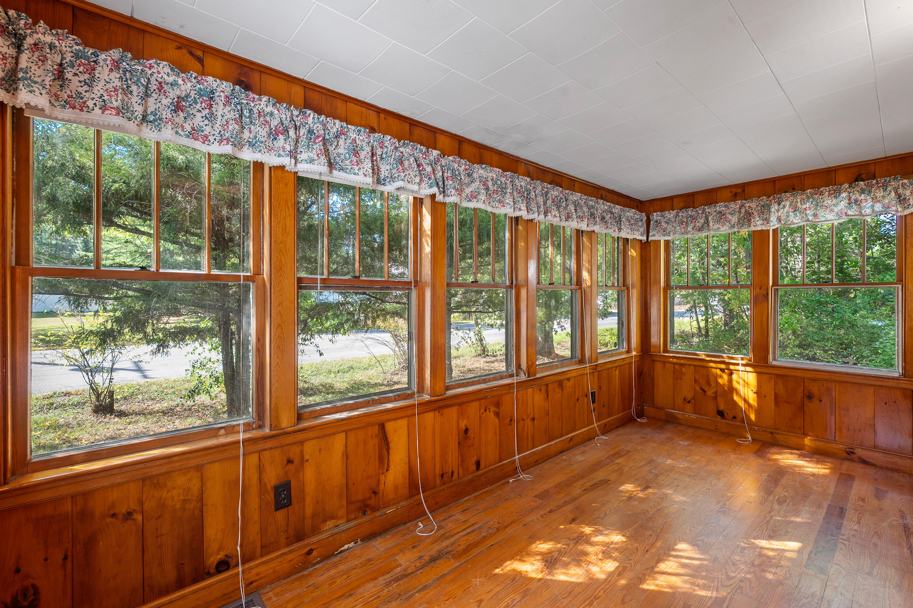 185 Harpswell Road Brunswick, ME 04011 - Photo 22 of 26 28_185 Harpswell Rd_MorneauStudios_print