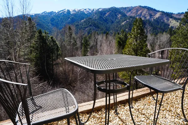 $699,000 | 106 Ln A, Garden Valley, ID 83622