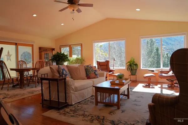 $699,000 | 106 Ln A, Garden Valley, ID 83622