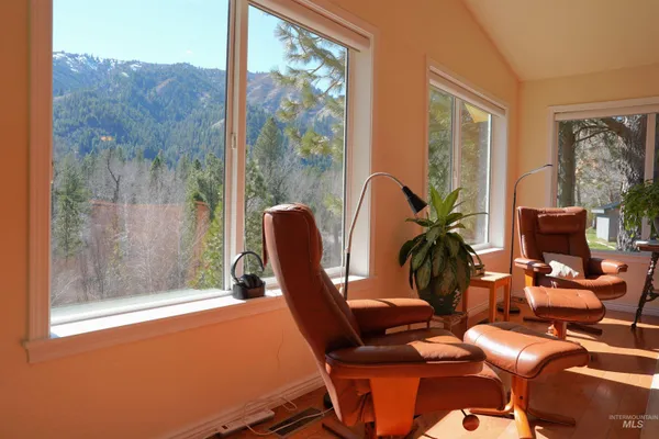 $699,000 | 106 Ln A, Garden Valley, ID 83622