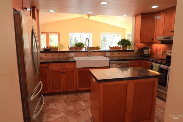 $699,000 | 106 Ln A, Garden Valley, ID 83622