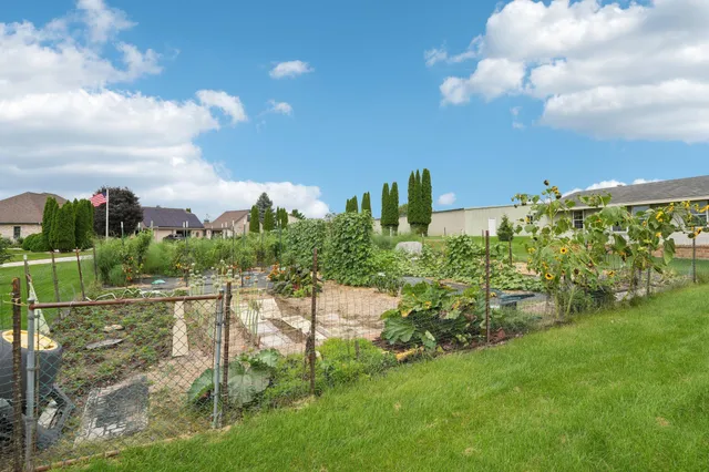 $849,000 | N6190 County Rd F, Concord, WI 53178