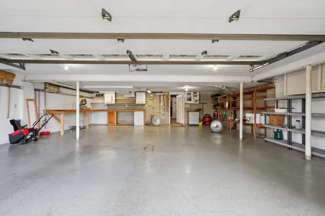 $849,000 | N6190 County Rd F, Concord, WI 53178