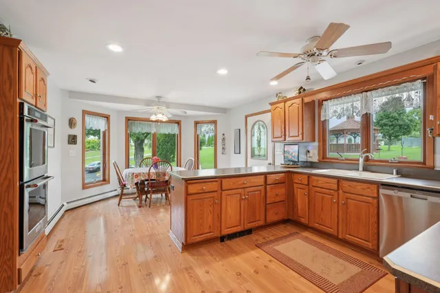 $849,000 | N6190 County Rd F, Concord, WI 53178