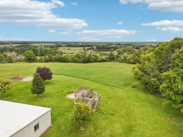 $849,000 | N6190 County Rd F, Concord, WI 53178