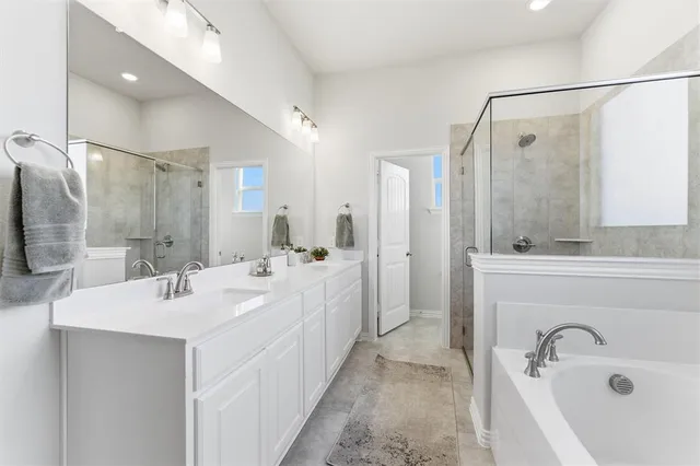 $579,900 | 2050 County Road 200, Valley View, TX 76272