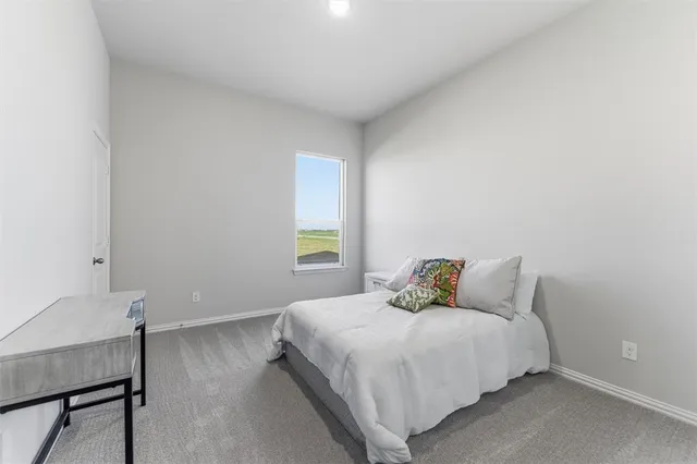 $579,900 | 2050 County Road 200, Valley View, TX 76272