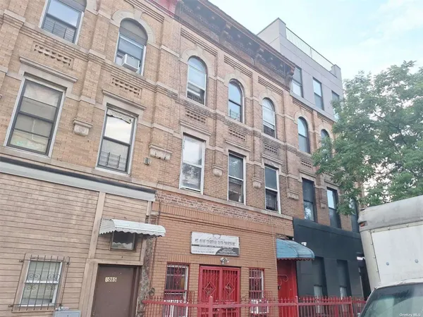 a front view of a building