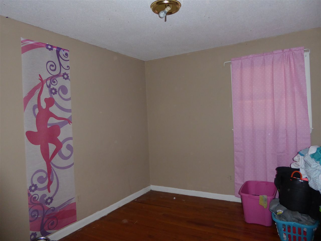 137 Stagecoach Road Gaffney, SC 29340 - Photo 8 of 11 Bedroom