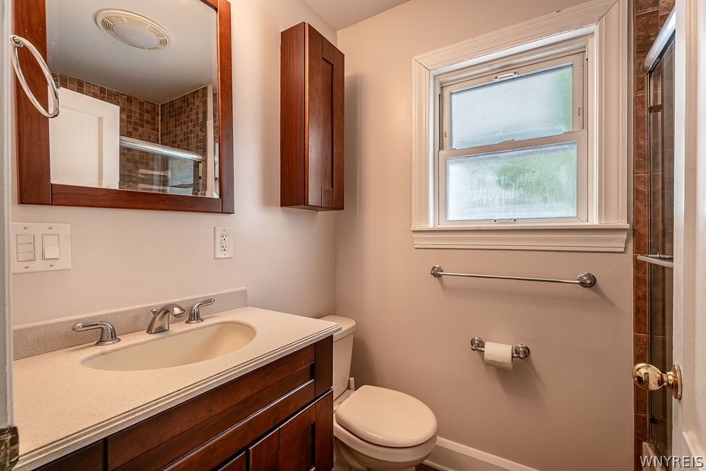 4669 Lower River Road Lewiston, NY 14092 - Photo 11 of 35