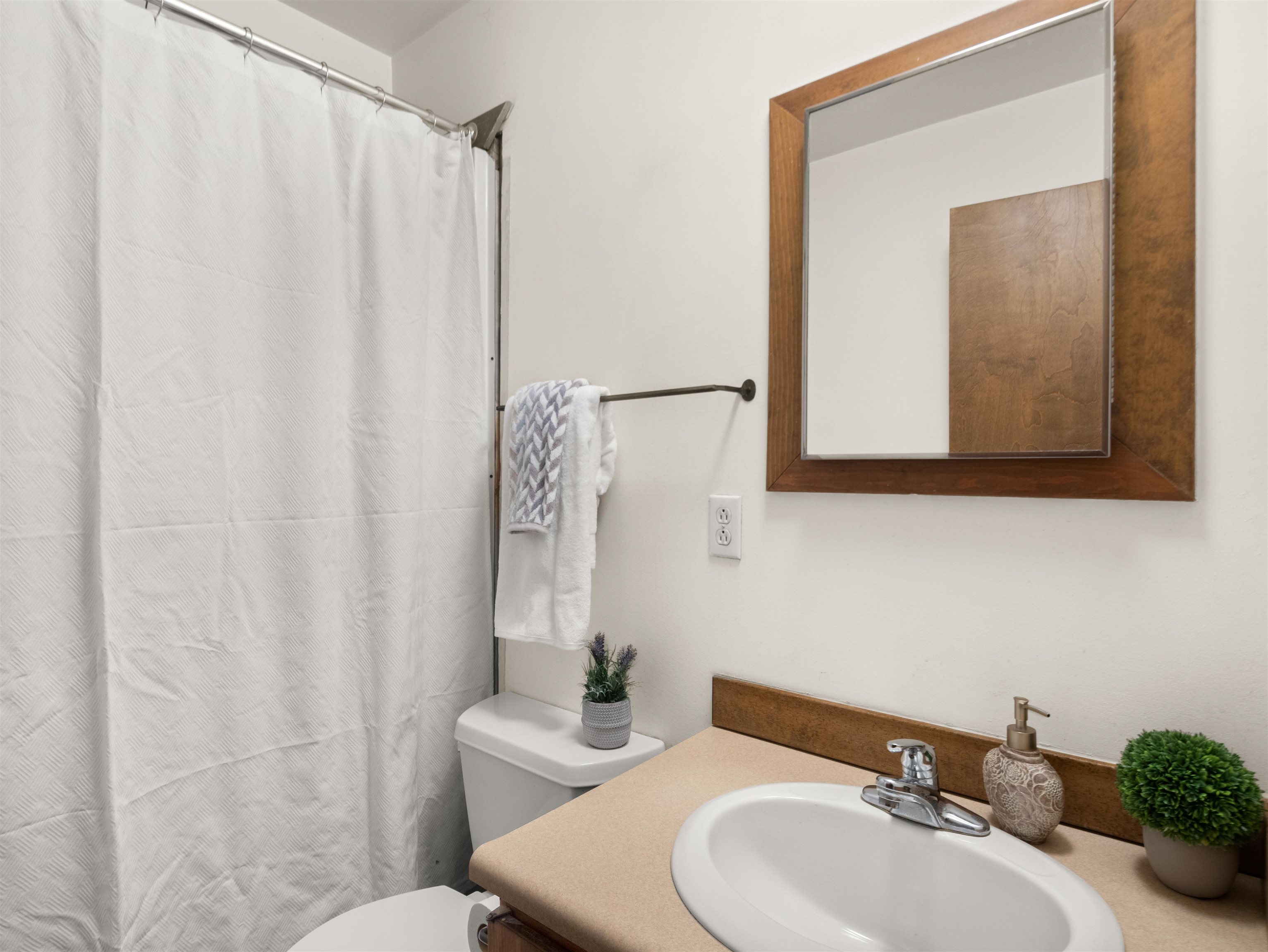 4649 Battleground Road, Unit 49 Fayston, VT 05673 - Photo 23 of 35
