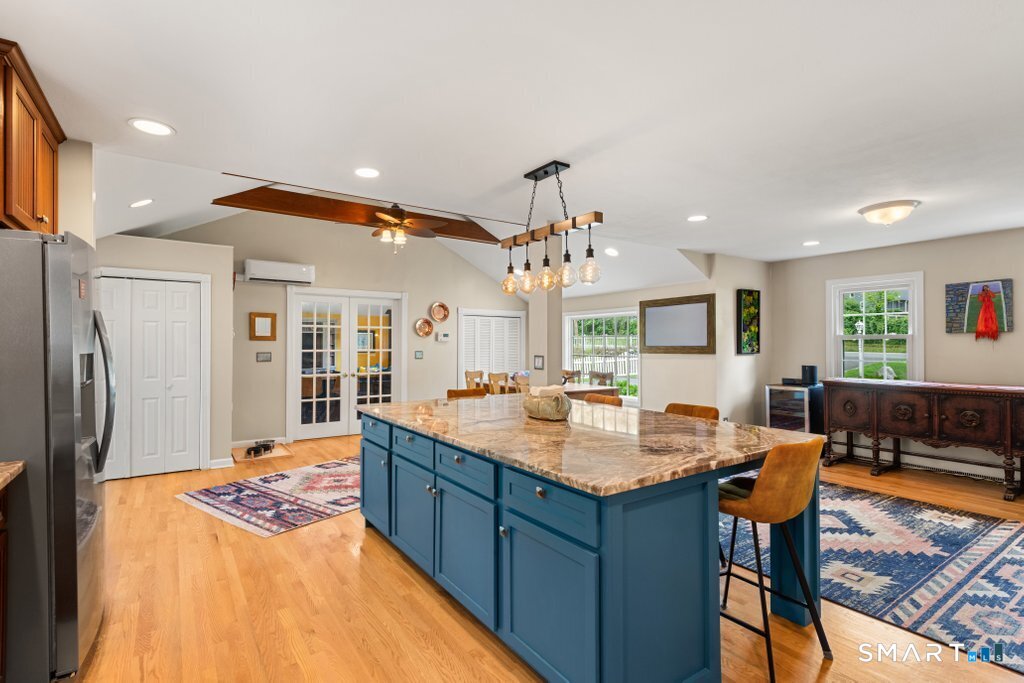 28 Oak Grove Road Brookfield, CT 06804 - Photo 10 of 37 Gallery Image 10