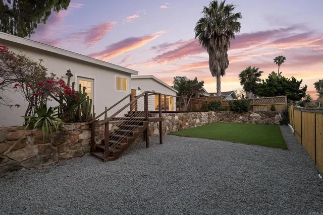 $1,999,990 | 835 Cathy Lane, Cardiff-by-the-Sea, CA 92007