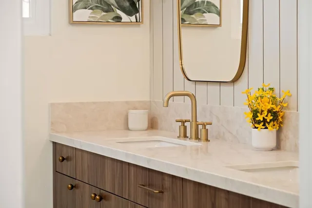 $1,999,990 | 835 Cathy Lane, Cardiff-by-the-Sea, CA 92007