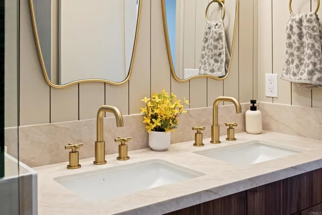 $1,999,990 | 835 Cathy Lane, Cardiff-by-the-Sea, CA 92007