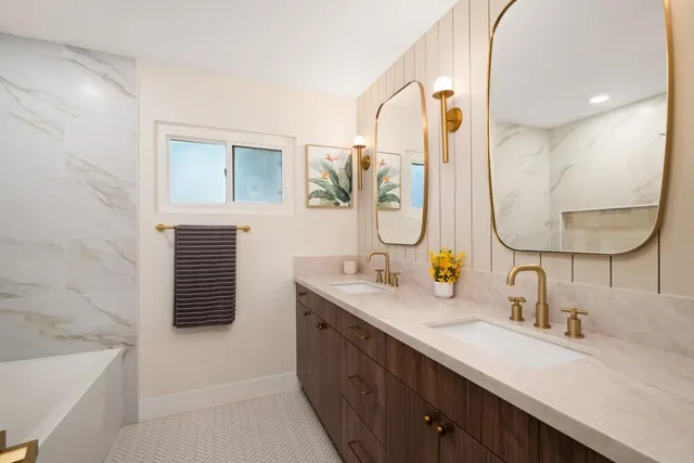 $1,999,990 | 835 Cathy Lane, Cardiff-by-the-Sea, CA 92007