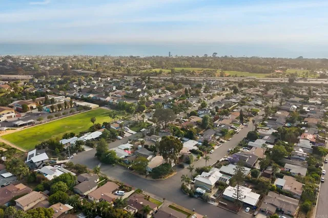 $1,999,990 | 835 Cathy Lane, Cardiff-by-the-Sea, CA 92007