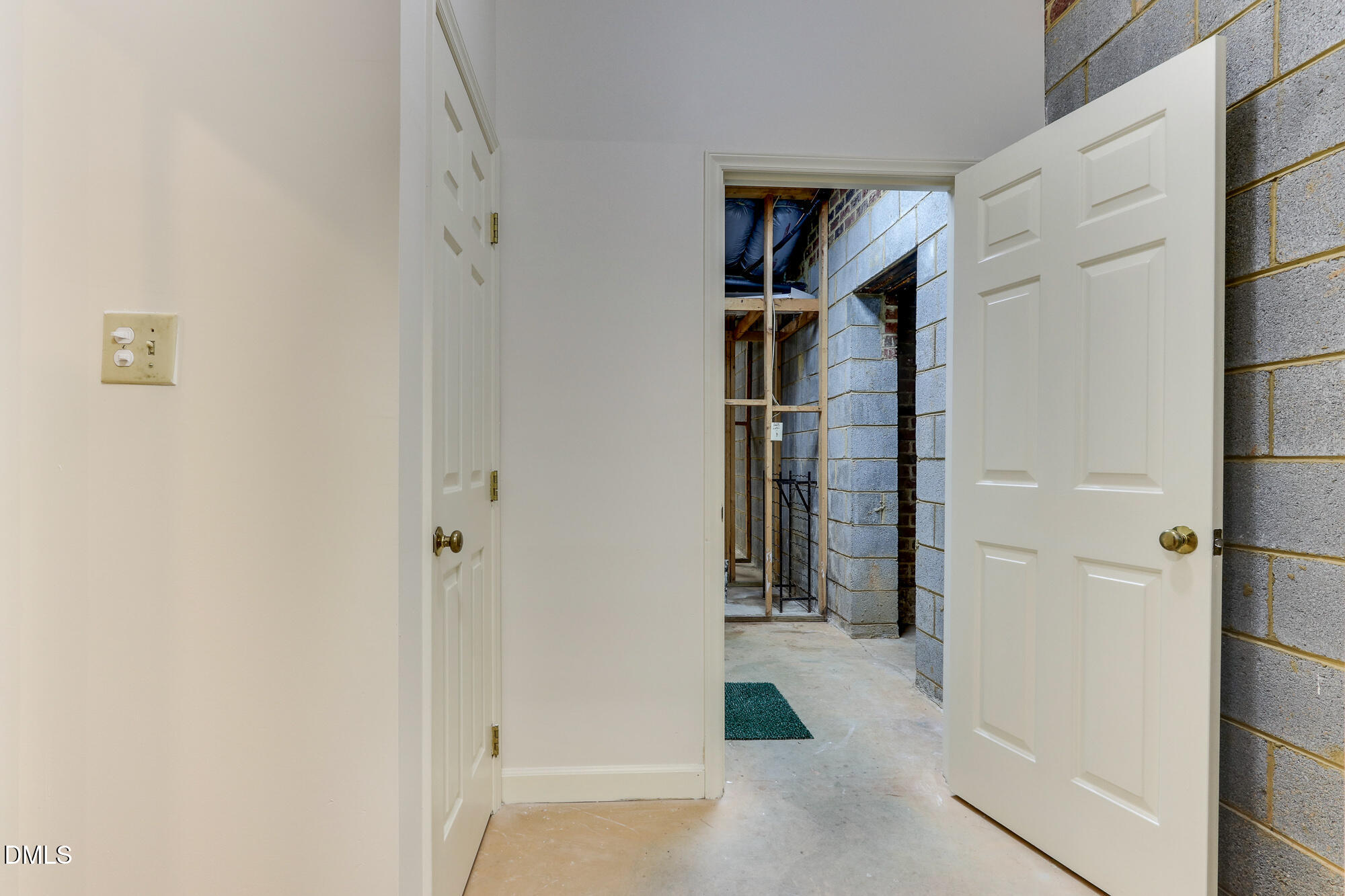 3102 Eton Road Raleigh, NC 27608 - Photo 32 of 37