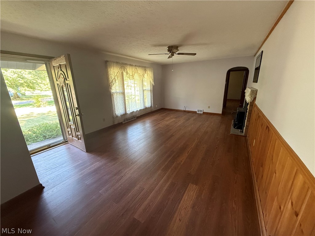 5889 Keller Road Akron, OH 44319 - Photo 6 of 24 Gallery Image 6