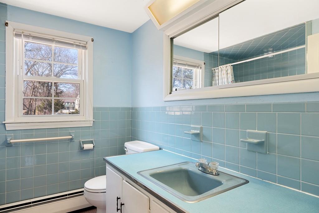 23 Plymouth Road Wakefield, MA 01880 - Photo 16 of 30 Gallery Image 16