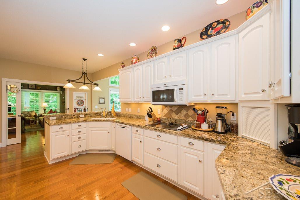 12220 Whisper Ridge Circle Freeland, MI 48623 - Photo 10 of 31 31383596-9.JPG
