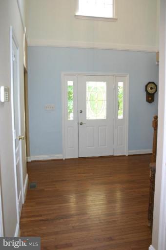 217 Walnut Creek Road Huntingtown, MD 20639 - Photo 8 of 26 Entrance / Foyer