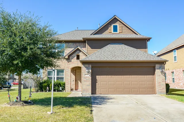 $2,250 | 2214 Forest Court, Rosenberg, TX 77471