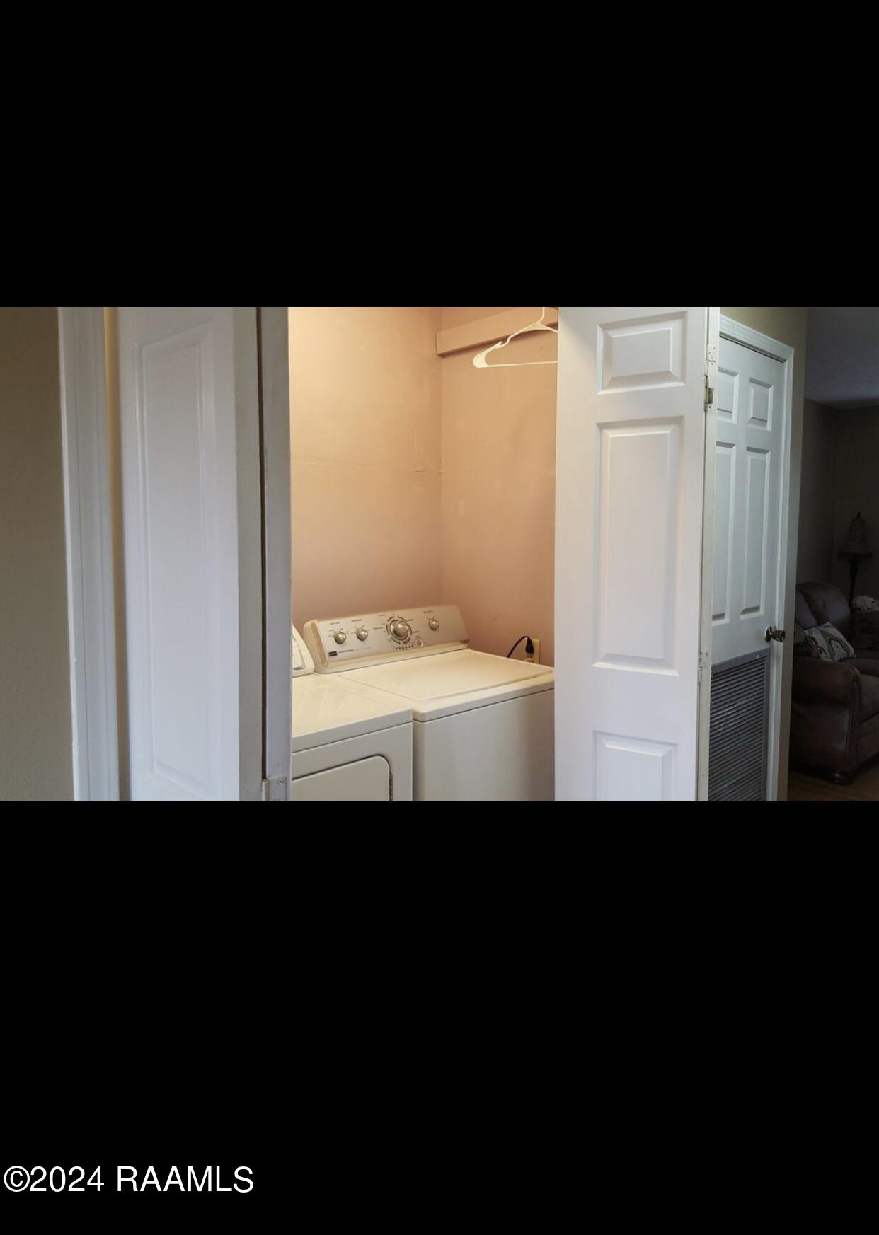 305 Rue Chartres Lafayette, LA 70508 - Photo 5 of 16 IMG_1327