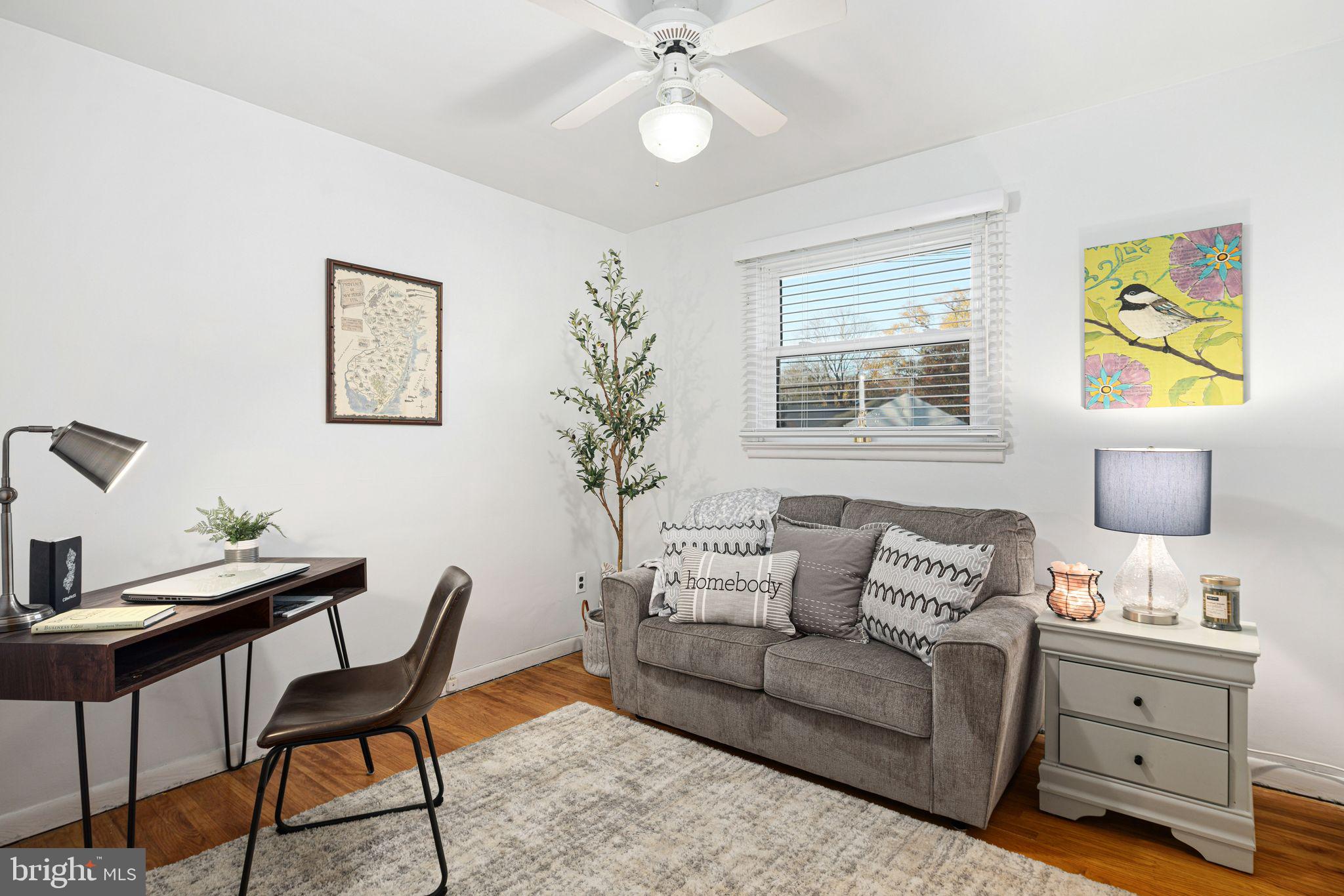 400 Graisbury Avenue Haddonfield, NJ 08033 - Photo 20 of 27 Bedroom #3 (office)
hardwood floors
