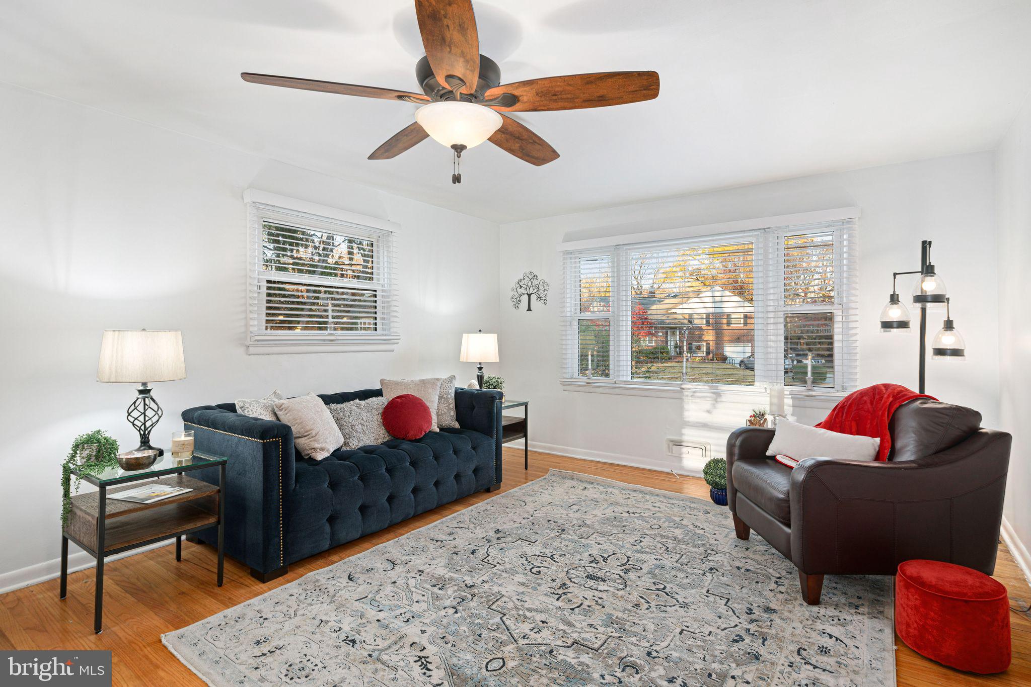 400 Graisbury Avenue Haddonfield, NJ 08033 - Photo 5 of 27 Large, spacious room