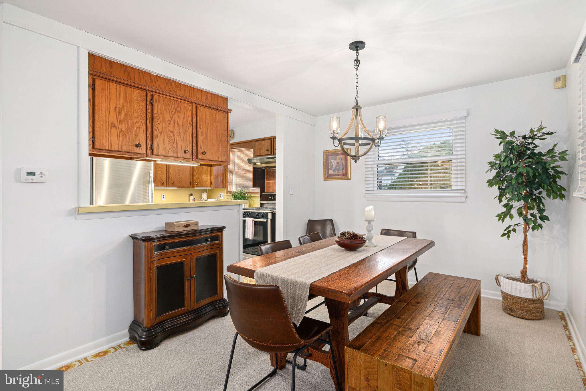 400 Graisbury Avenue Haddonfield, NJ 08033 - Photo 9 of 27 Dining room w/view into kitchen
