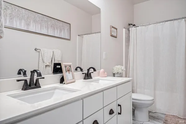 $789,000 | 2043 Karen Place, Rohnert Park, CA 94928