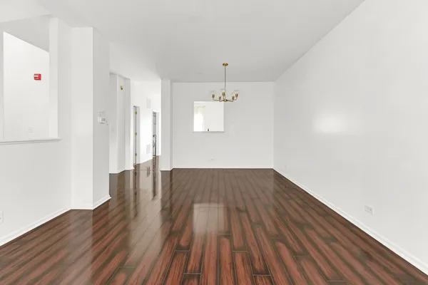 $3,000 | 7515e Savoy Lane, Unit C, Bridgeview, IL 60455