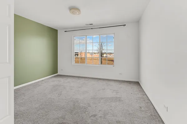 $3,000 | 7515e Savoy Lane, Unit C, Bridgeview, IL 60455