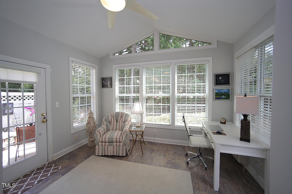 9511 Dellbrook Court Raleigh, NC 27617 - Photo 7 of 37 9511 DellbrookR