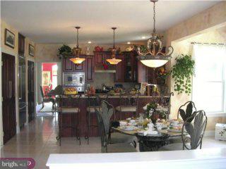 25 Green Valley Sinking Spring, PA 19608 - Photo 3 of 6