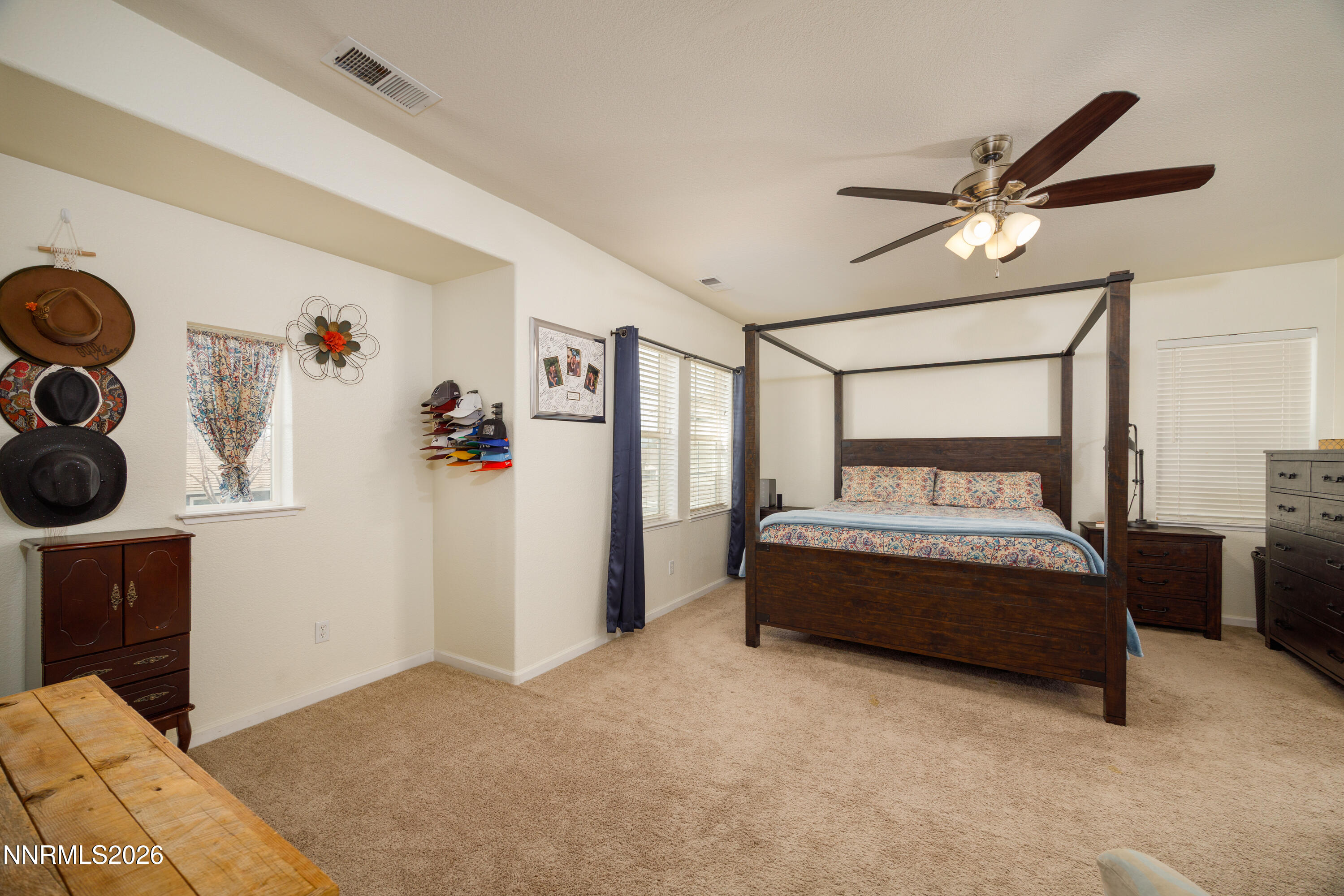 5530 Spandrell Circle Sparks, NV 89436 - Photo 13 of 21 Spandrell-18