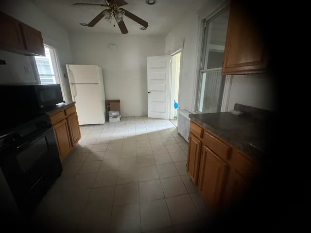 $2,000 | 351 Ave East, Unit 2, Bayonne, NJ 07002