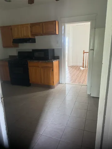 $2,000 | 351 Ave East, Unit 2, Bayonne, NJ 07002